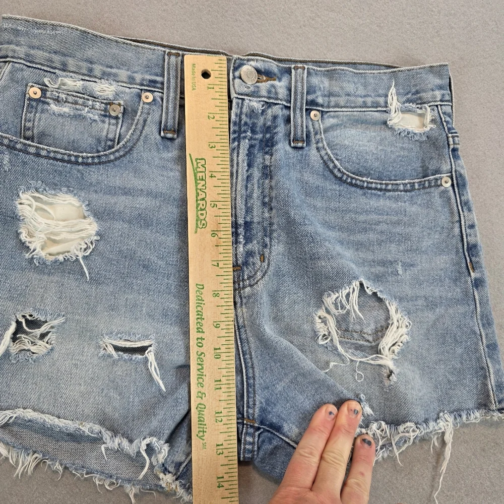 Madewell Perfect Jean Short Distressed Denim Jean Shorts Mid Wash‎ Fray Hem 27